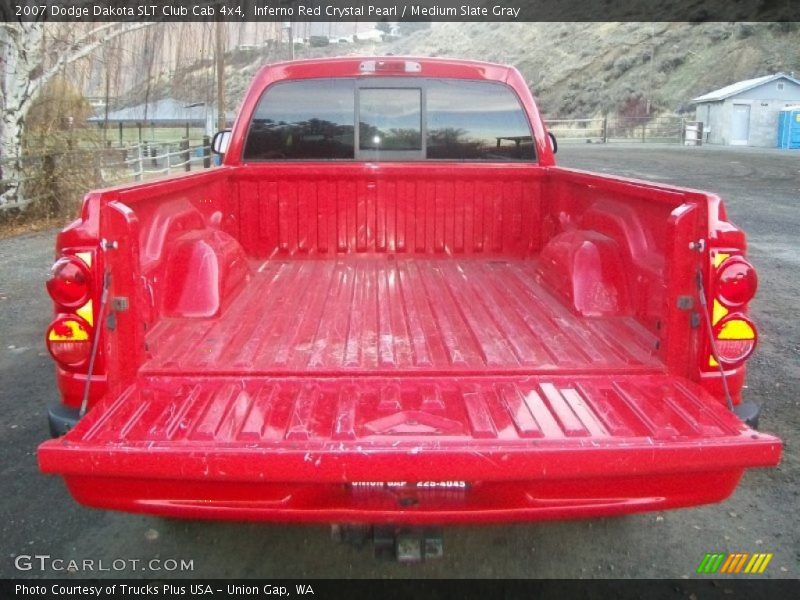 Inferno Red Crystal Pearl / Medium Slate Gray 2007 Dodge Dakota SLT Club Cab 4x4