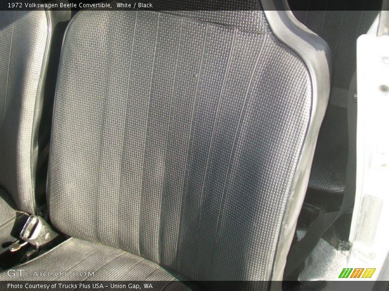 White / Black 1972 Volkswagen Beetle Convertible