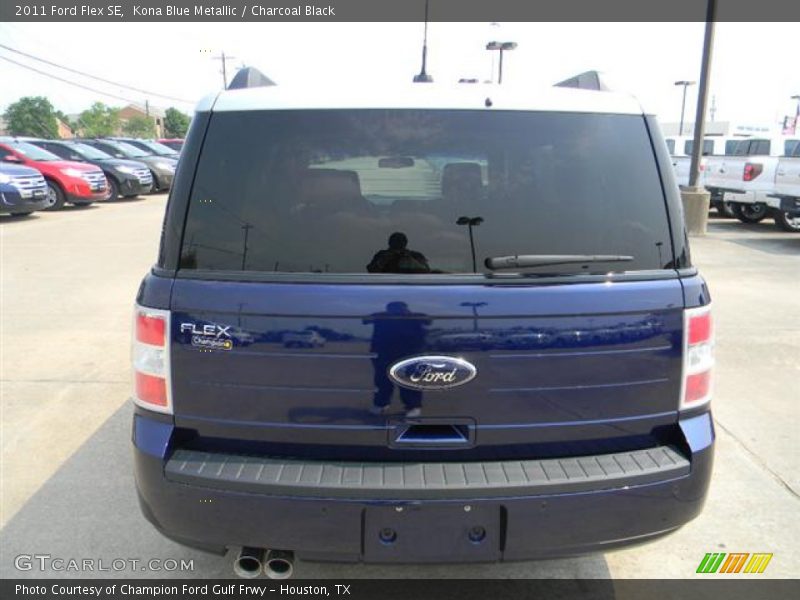 Kona Blue Metallic / Charcoal Black 2011 Ford Flex SE