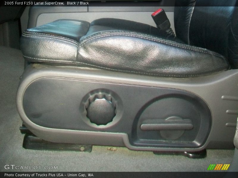 Black / Black 2005 Ford F150 Lariat SuperCrew