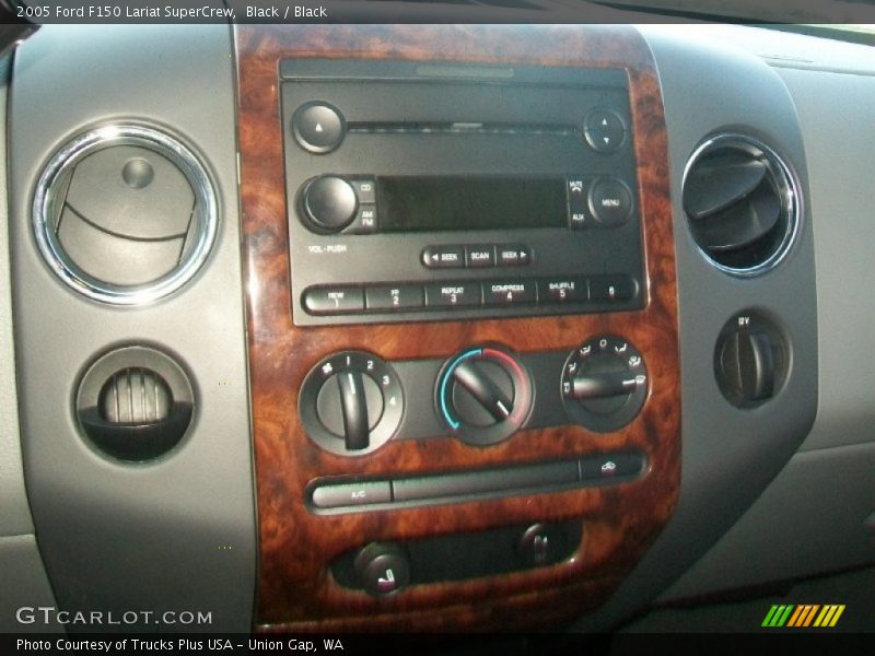 Black / Black 2005 Ford F150 Lariat SuperCrew