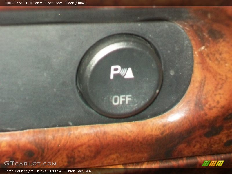Black / Black 2005 Ford F150 Lariat SuperCrew