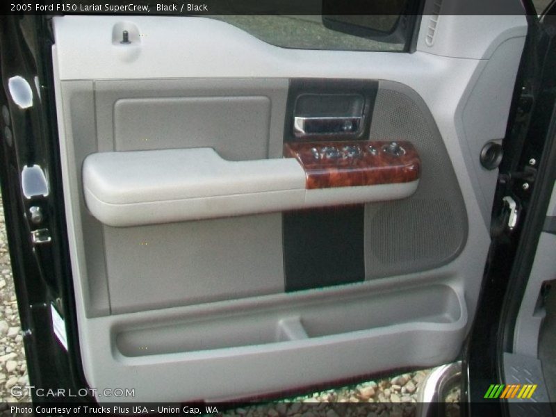 Black / Black 2005 Ford F150 Lariat SuperCrew