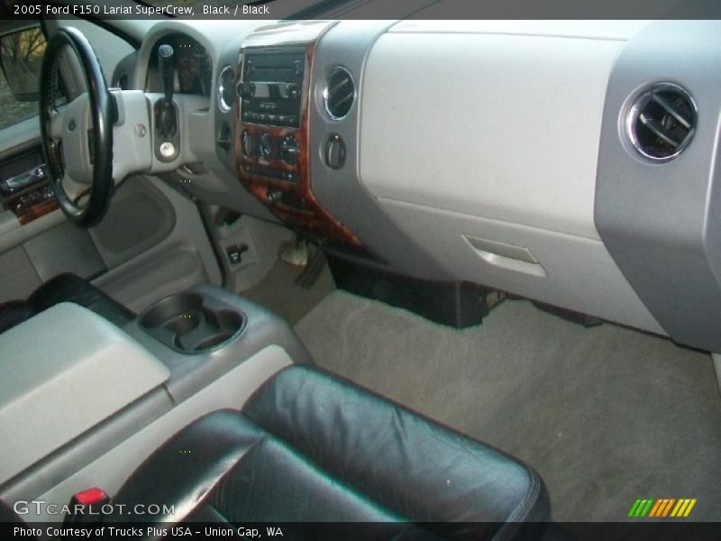 Black / Black 2005 Ford F150 Lariat SuperCrew