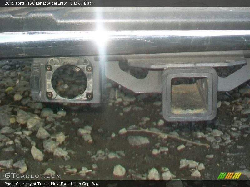 Black / Black 2005 Ford F150 Lariat SuperCrew
