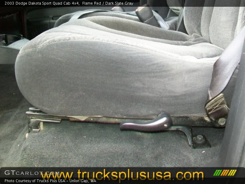Flame Red / Dark Slate Gray 2003 Dodge Dakota Sport Quad Cab 4x4