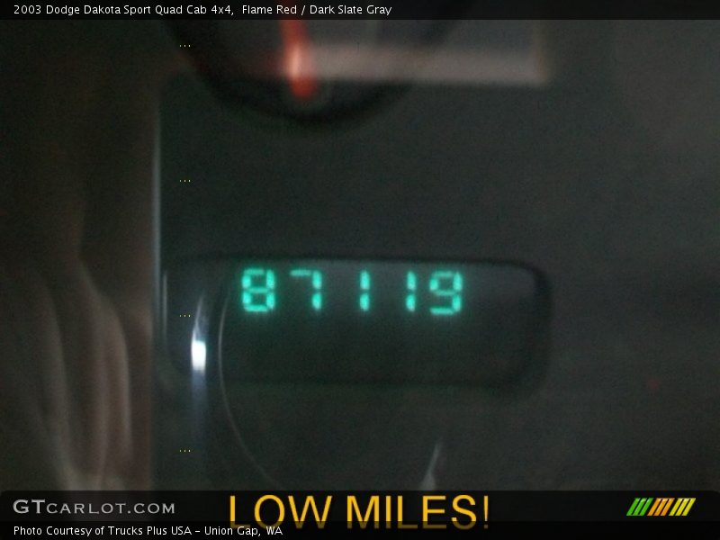 Flame Red / Dark Slate Gray 2003 Dodge Dakota Sport Quad Cab 4x4