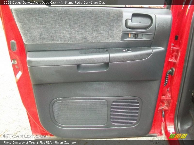 Flame Red / Dark Slate Gray 2003 Dodge Dakota Sport Quad Cab 4x4