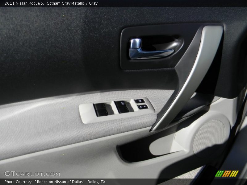Gotham Gray Metallic / Gray 2011 Nissan Rogue S