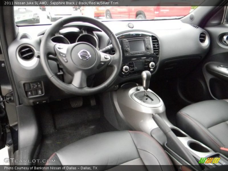 Dashboard of 2011 Juke SL AWD