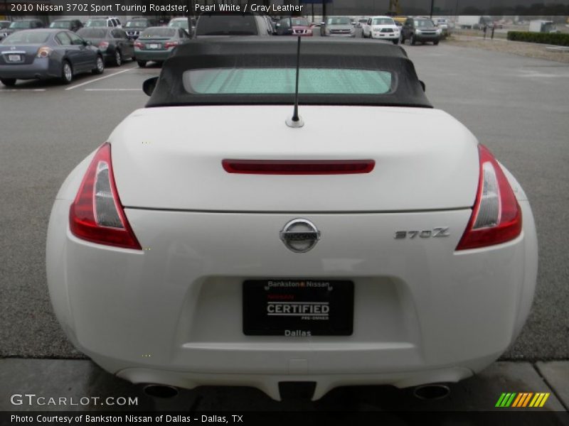 Pearl White / Gray Leather 2010 Nissan 370Z Sport Touring Roadster
