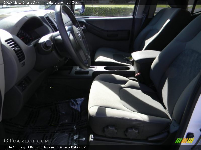 Avalanche White / Gray 2010 Nissan Xterra S 4x4