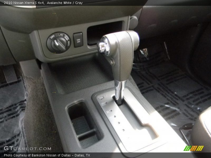 Avalanche White / Gray 2010 Nissan Xterra S 4x4