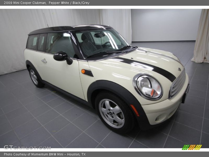 Pepper White / Black/Grey 2009 Mini Cooper Clubman