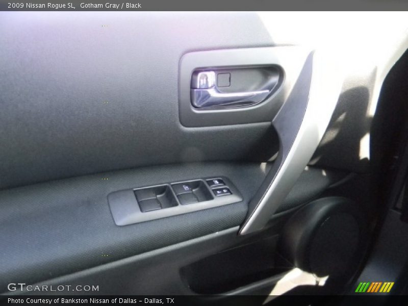 Gotham Gray / Black 2009 Nissan Rogue SL