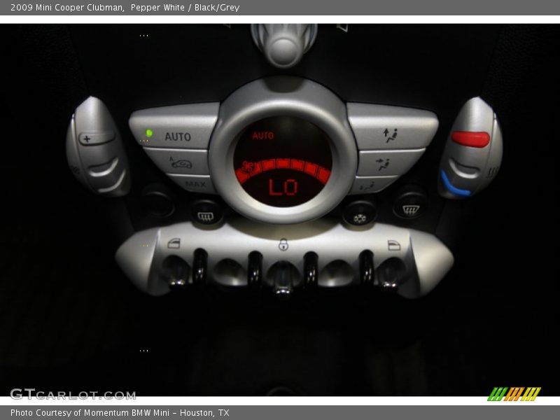 Pepper White / Black/Grey 2009 Mini Cooper Clubman