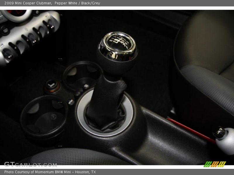 Pepper White / Black/Grey 2009 Mini Cooper Clubman