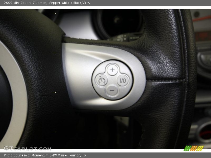 Pepper White / Black/Grey 2009 Mini Cooper Clubman