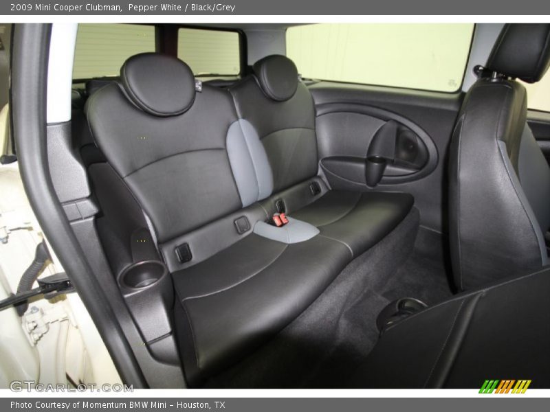 Pepper White / Black/Grey 2009 Mini Cooper Clubman