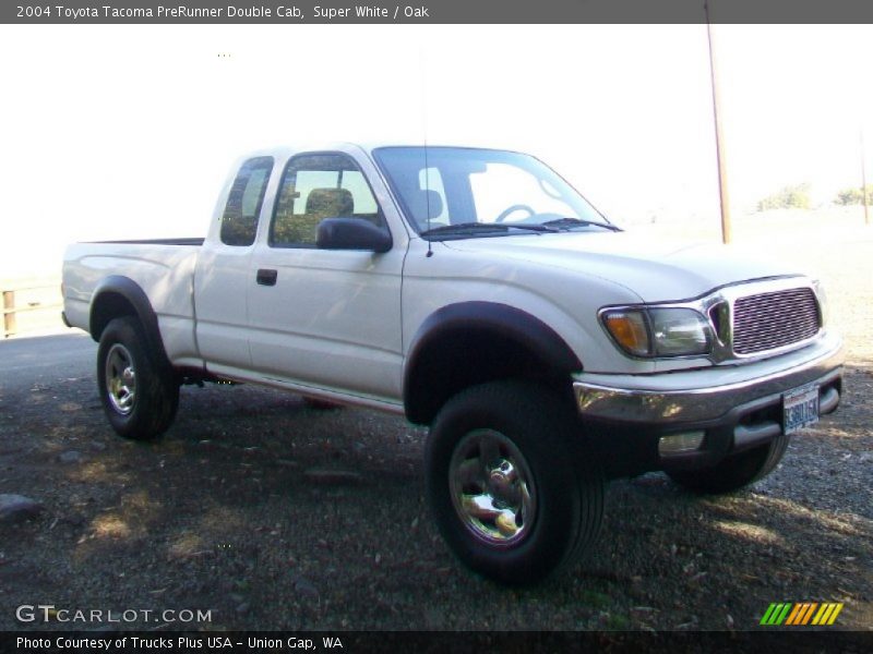 Super White / Oak 2004 Toyota Tacoma PreRunner Double Cab