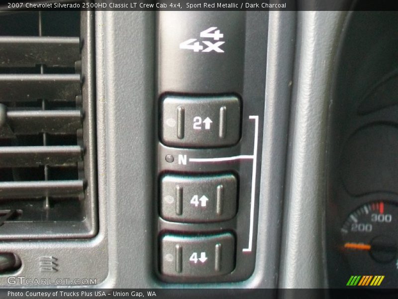 Sport Red Metallic / Dark Charcoal 2007 Chevrolet Silverado 2500HD Classic LT Crew Cab 4x4