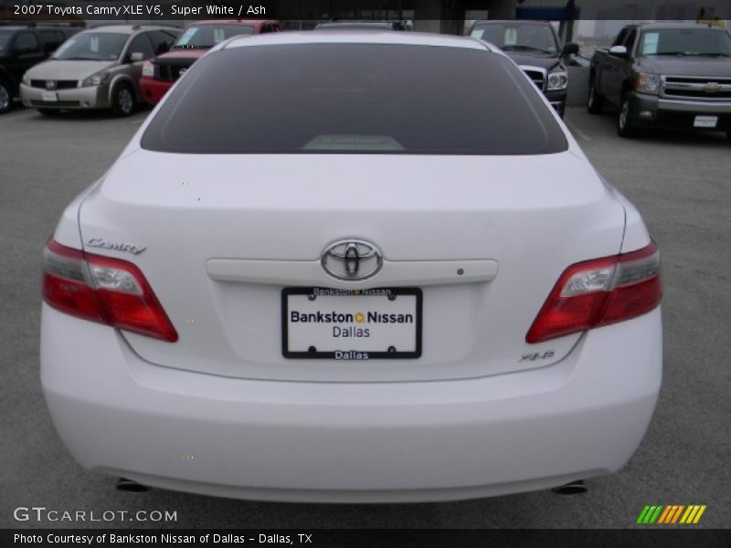 Super White / Ash 2007 Toyota Camry XLE V6