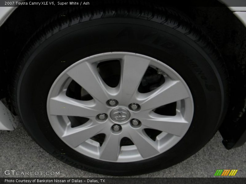 Super White / Ash 2007 Toyota Camry XLE V6