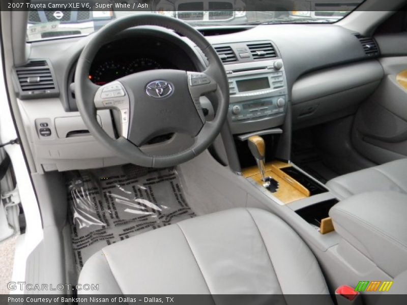 Super White / Ash 2007 Toyota Camry XLE V6