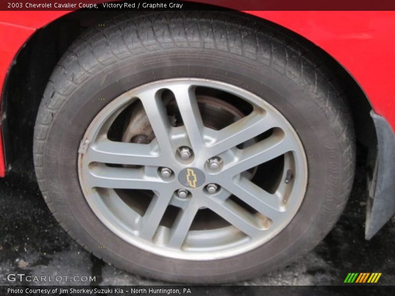 Victory Red / Graphite Gray 2003 Chevrolet Cavalier Coupe