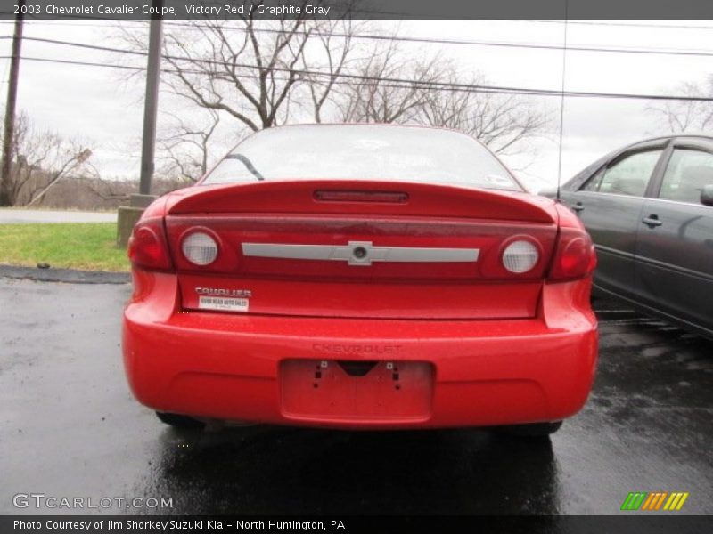 Victory Red / Graphite Gray 2003 Chevrolet Cavalier Coupe