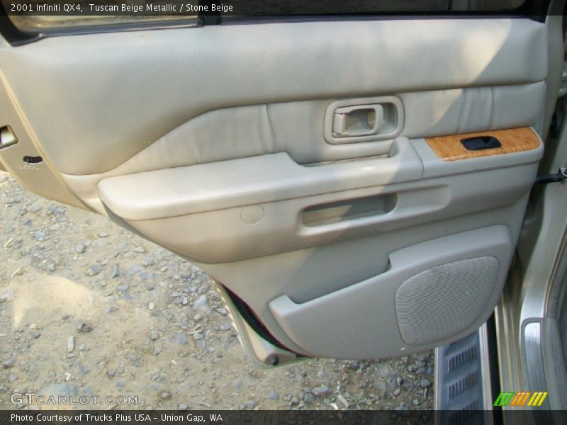 Tuscan Beige Metallic / Stone Beige 2001 Infiniti QX4