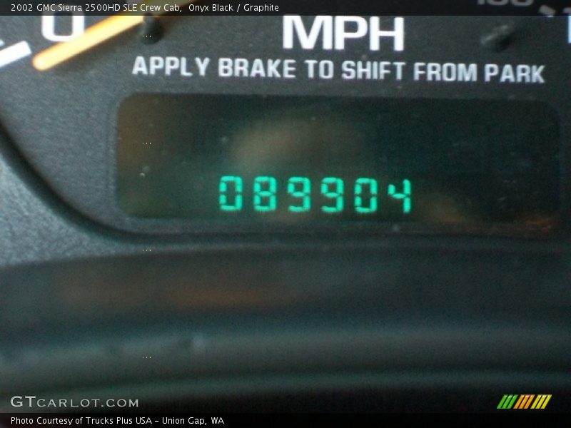 Onyx Black / Graphite 2002 GMC Sierra 2500HD SLE Crew Cab