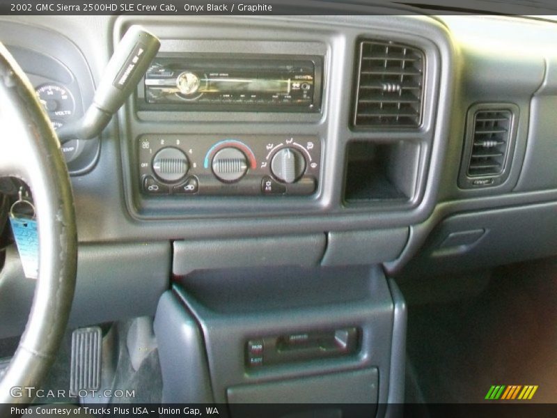 Onyx Black / Graphite 2002 GMC Sierra 2500HD SLE Crew Cab