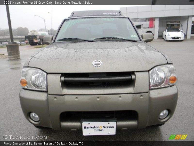 Sand Dune Metallic / Beige 2002 Nissan Frontier SE Crew Cab