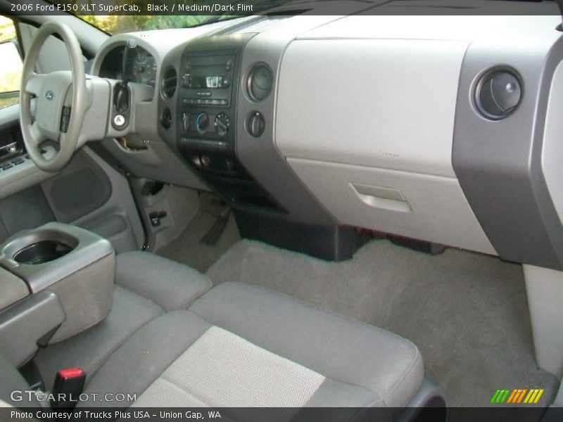 Black / Medium/Dark Flint 2006 Ford F150 XLT SuperCab