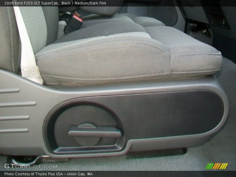 Black / Medium/Dark Flint 2006 Ford F150 XLT SuperCab