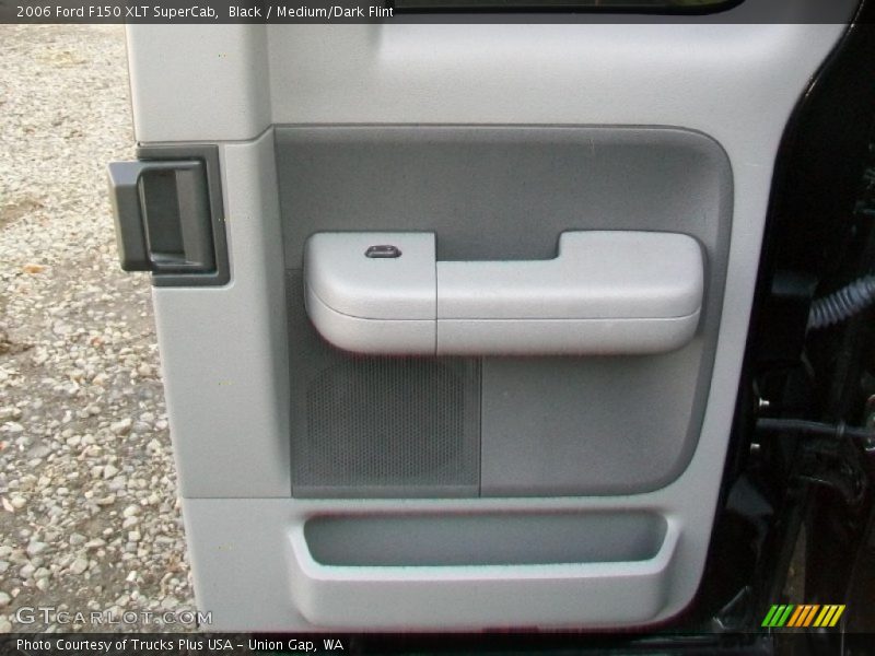 Black / Medium/Dark Flint 2006 Ford F150 XLT SuperCab