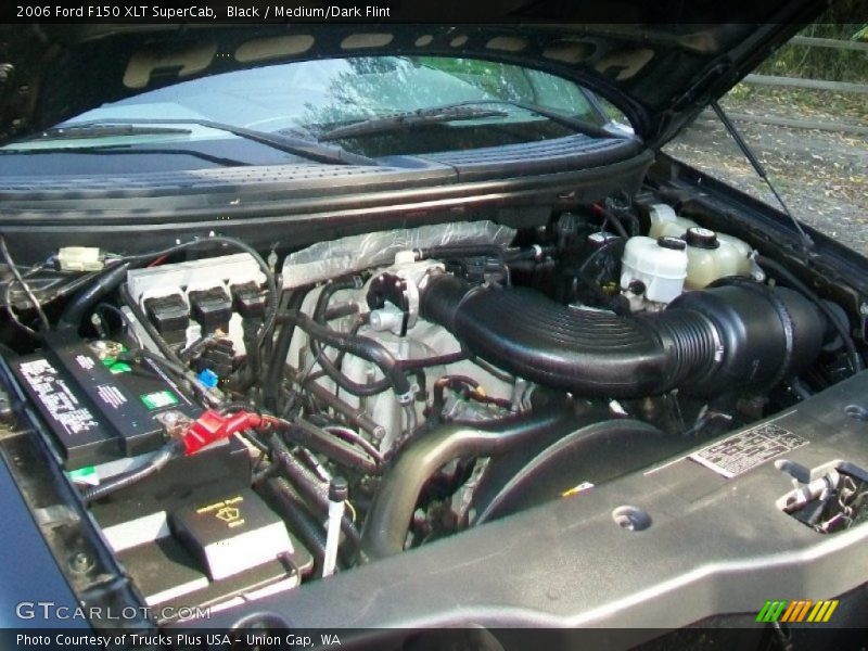 Black / Medium/Dark Flint 2006 Ford F150 XLT SuperCab