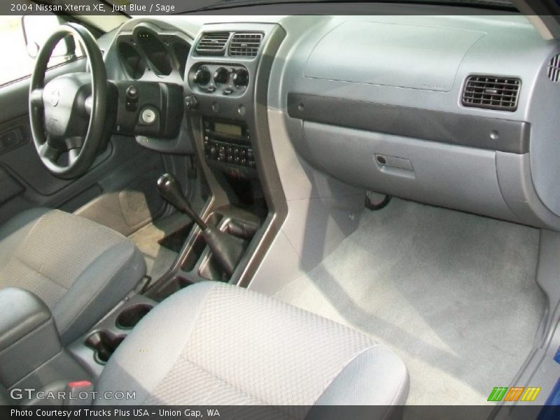 Just Blue / Sage 2004 Nissan Xterra XE
