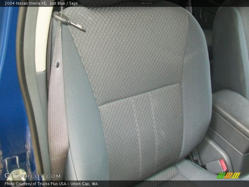 Just Blue / Sage 2004 Nissan Xterra XE