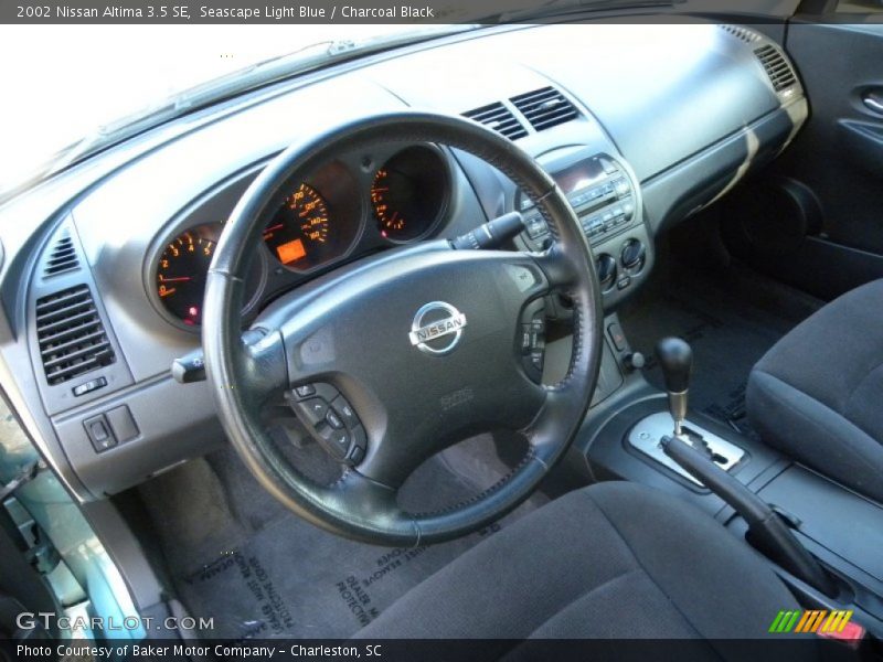  2002 Altima 3.5 SE Charcoal Black Interior