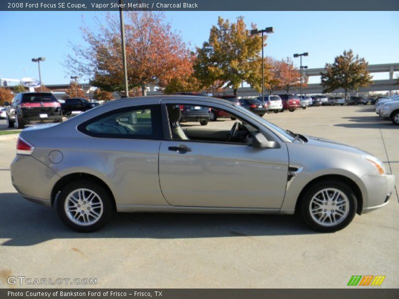 Vapor Silver Metallic / Charcoal Black 2008 Ford Focus SE Coupe