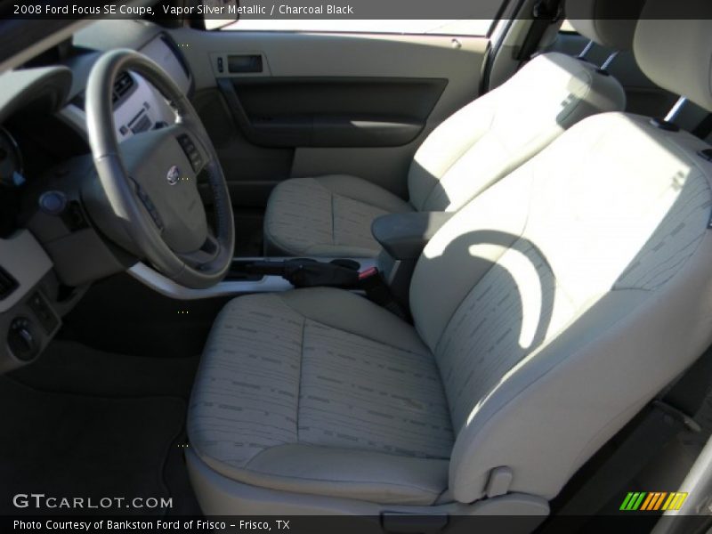 Vapor Silver Metallic / Charcoal Black 2008 Ford Focus SE Coupe