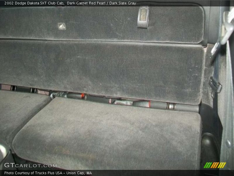 Dark Garnet Red Pearl / Dark Slate Gray 2002 Dodge Dakota SXT Club Cab