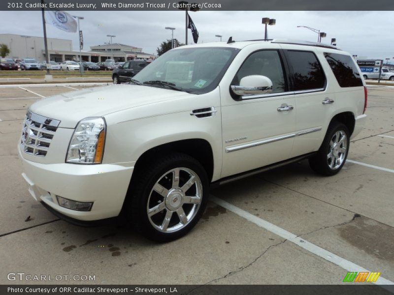 Front 3/4 View of 2012 Escalade Luxury