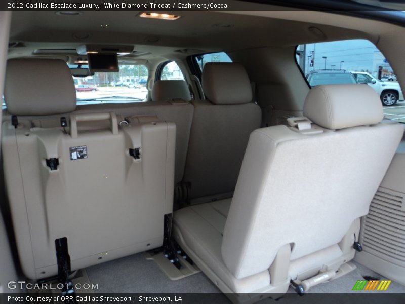  2012 Escalade Luxury Trunk
