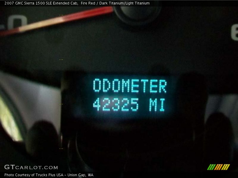 Fire Red / Dark Titanium/Light Titanium 2007 GMC Sierra 1500 SLE Extended Cab