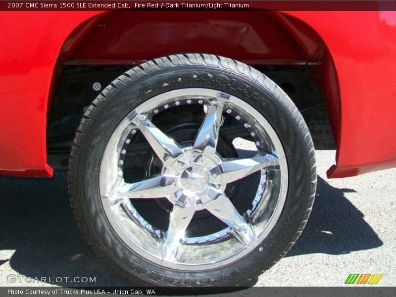 Fire Red / Dark Titanium/Light Titanium 2007 GMC Sierra 1500 SLE Extended Cab