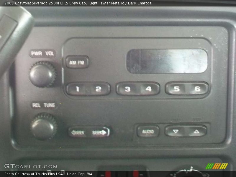 Light Pewter Metallic / Dark Charcoal 2003 Chevrolet Silverado 2500HD LS Crew Cab