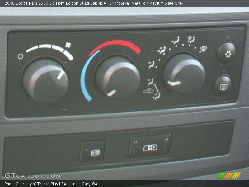 Bright Silver Metallic / Medium Slate Gray 2008 Dodge Ram 3500 Big Horn Edition Quad Cab 4x4